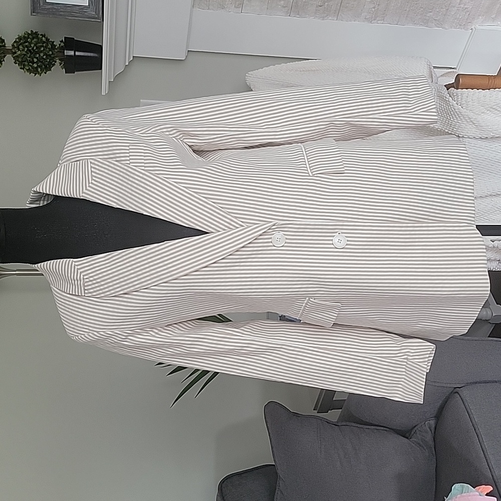 Jones & Co. Seersucker Blazer Jacket